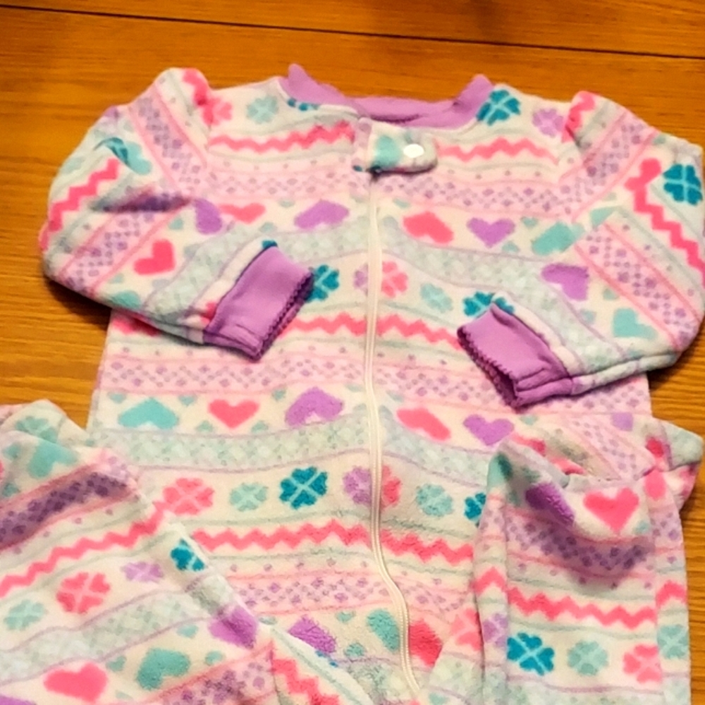 Garanimals baby girl fleece sleep n play 6-9 mos